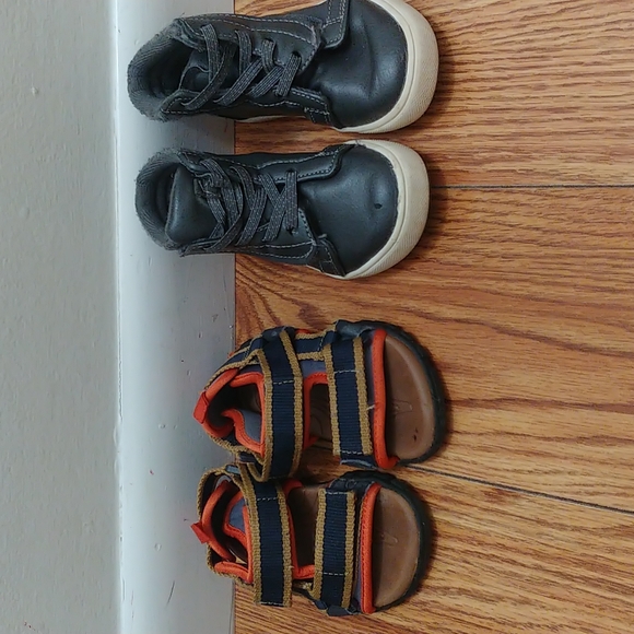 Gap, wonder nation Other - Toddler boy shoes size 7